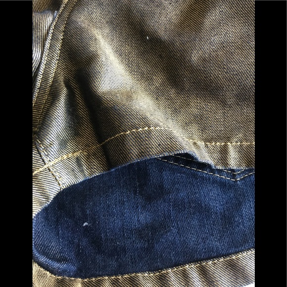 Levis high waist gold shorts - Picture 4 of 5